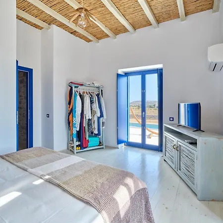 2 Bed - Sleeps 6 - Pets - Pool - Parking Βίλα Πάρος
